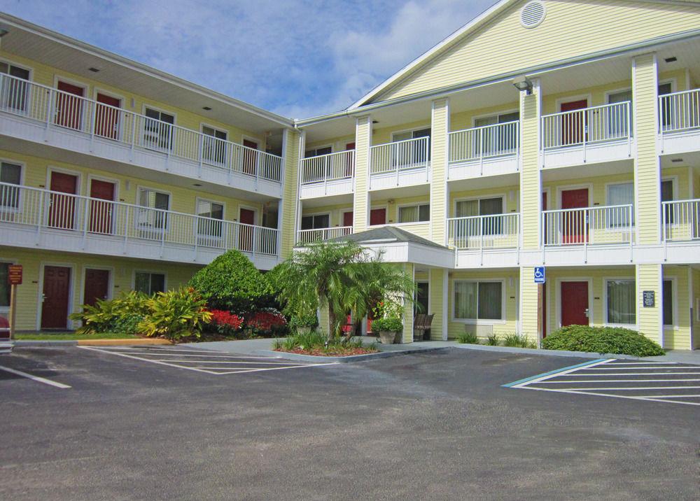 Hometowne Studios By Red Roof Orlando - Ucf Area Alafaya Eksteriør billede